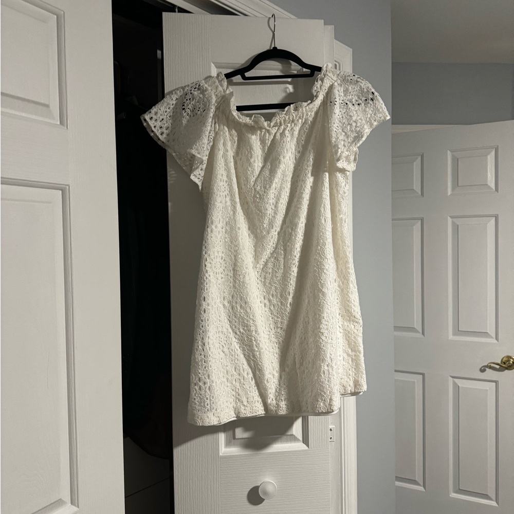 Elegant White Lace mini Dress
